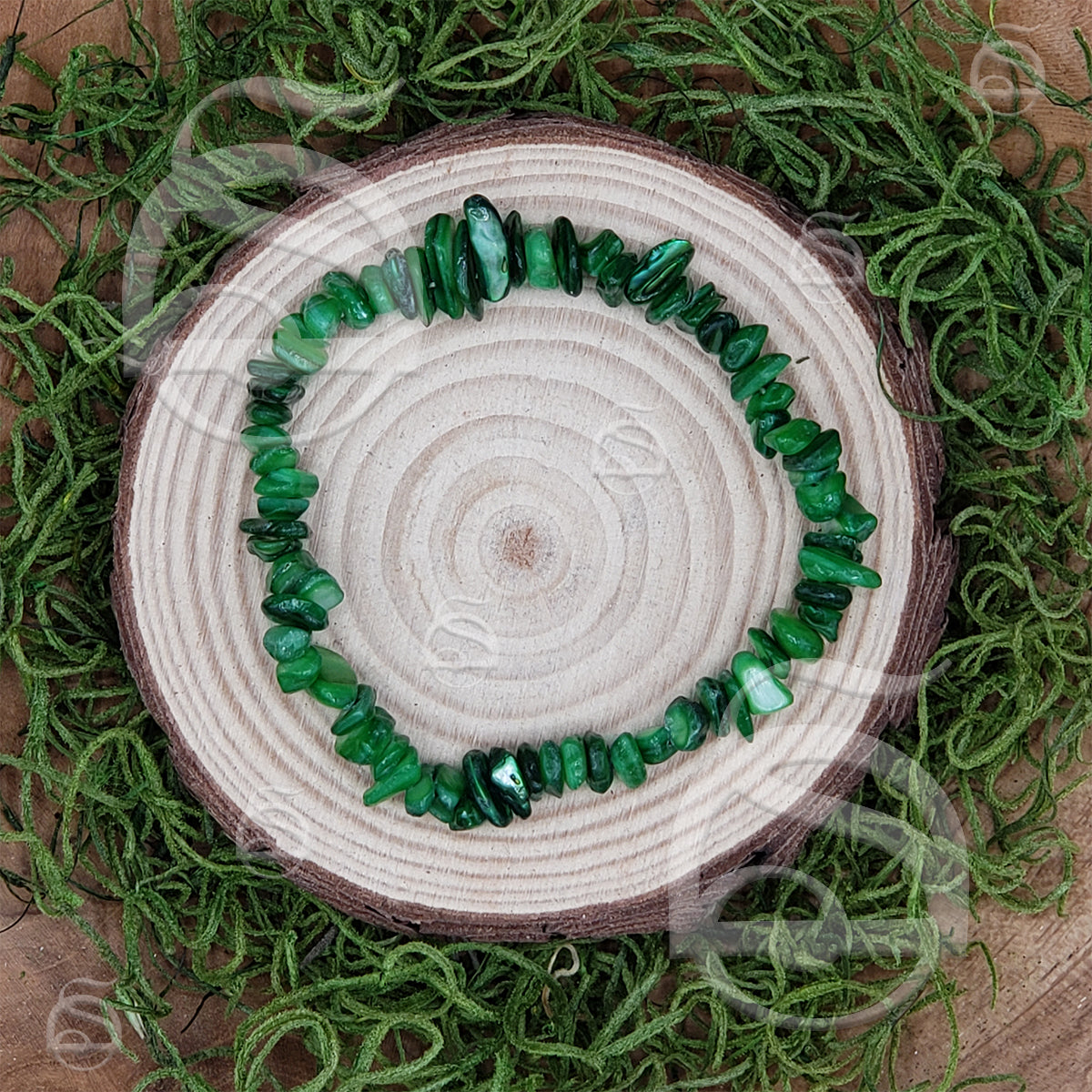 Shell Chip Bracelet (Dyed)