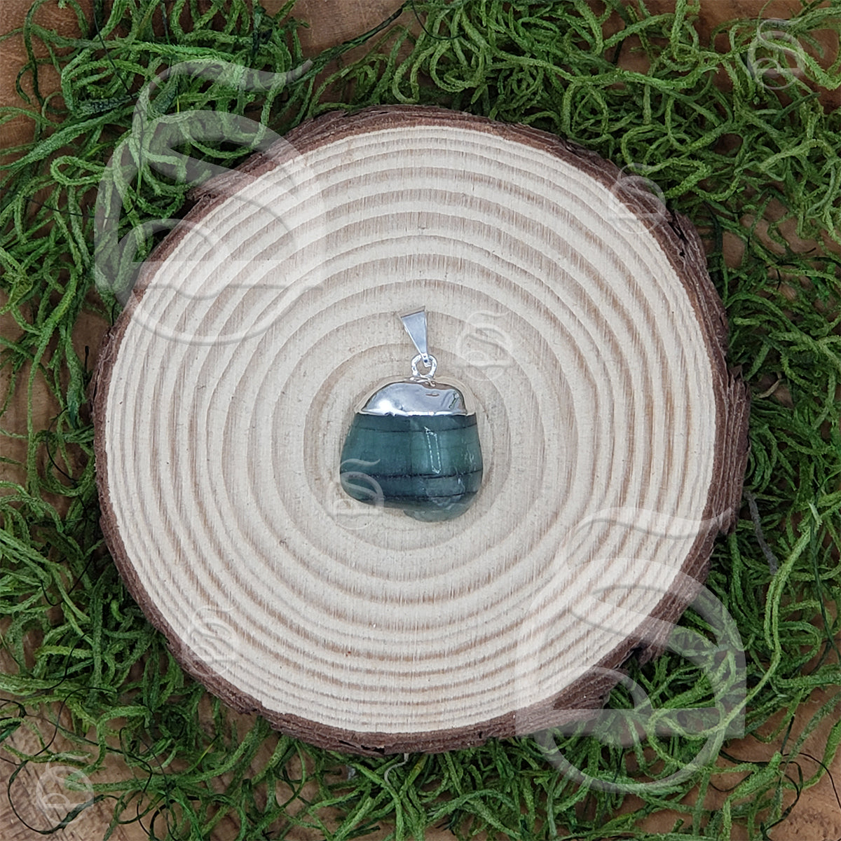 Capped Emerald Tumbled Pendant